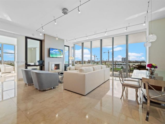 Apartment for rent  Unit #605N - photo 6937970