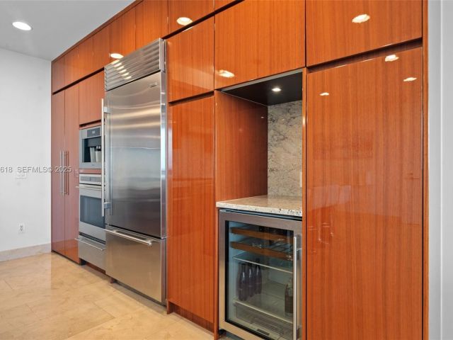 Apartment for rent  Unit #605N - photo 6937974