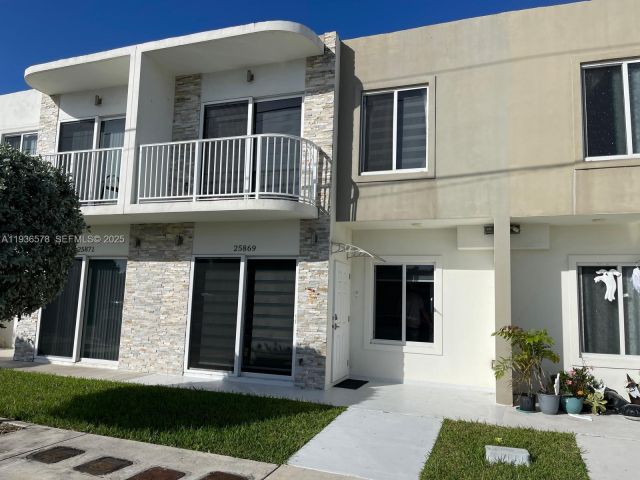 3-bedroom home for rent in Homestead - 25869 SW 139th Ct - MondialRealty
