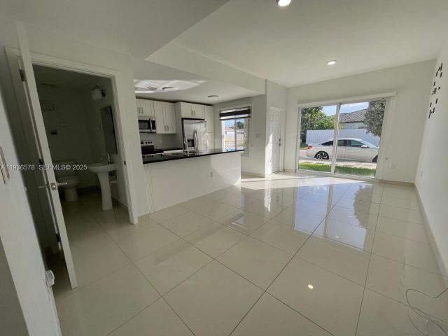 3-bedroom home for rent in Homestead - 25869 SW 139th Ct - MondialRealty