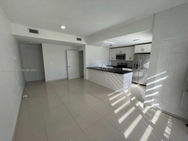 3-bedroom home for rent in Homestead - 25869 SW 139th Ct - MondialRealty