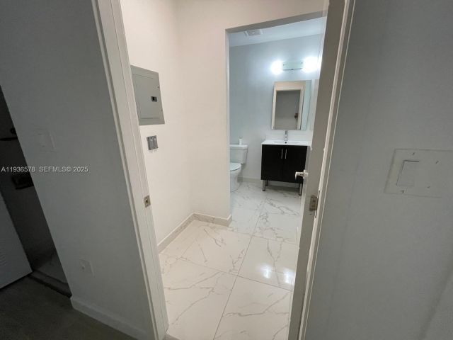 3-bedroom home for rent in Homestead - 25869 SW 139th Ct - MondialRealty