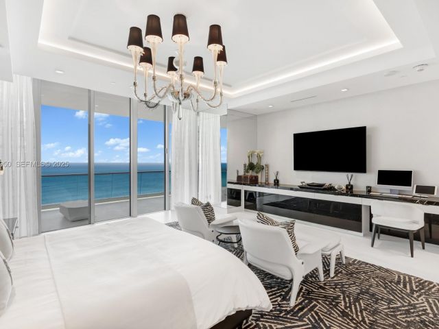 Apartment for sale  Unit #2304 - photo 6939974