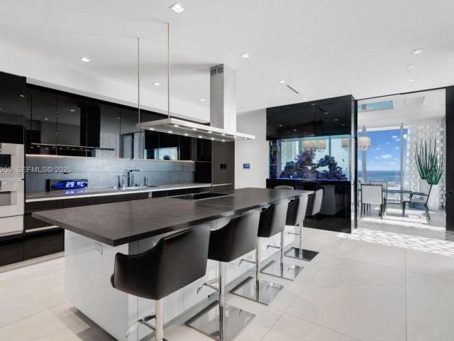 Apartment for sale  Unit #2304 - photo 6939979