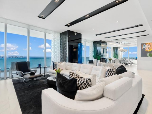 Apartment for sale  Unit #2304 - photo 6939990