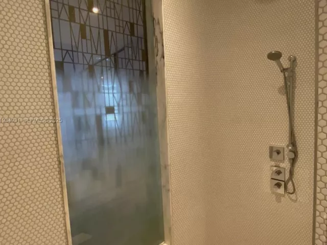 condo for sale in Miami - 801 S Miami Ave 509 - MondialRealty