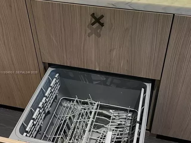 condo for sale in Miami - 801 S Miami Ave 509 - MondialRealty