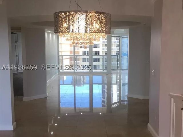 2-bedroom condo for sale in Sunny Isles Beach - 19333 Collins Ave 1109 - MondialRealty