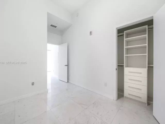 Apartment for sale  Unit #604 - photo 6938820