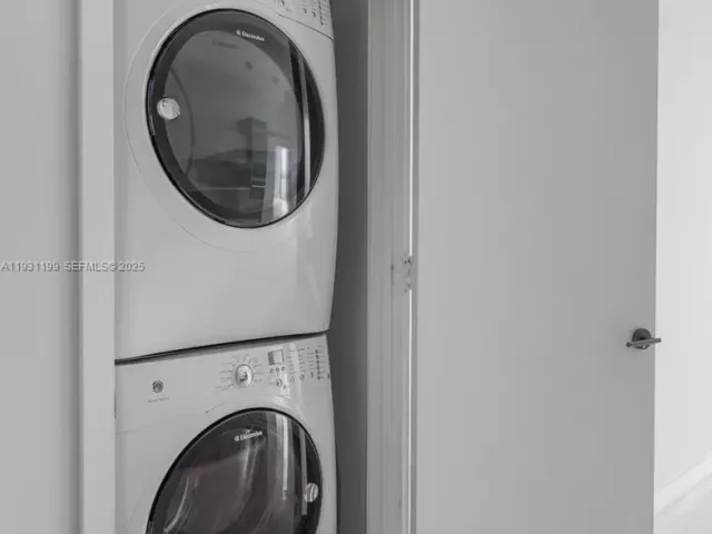 Apartment for sale  Unit #604 - photo 6938818