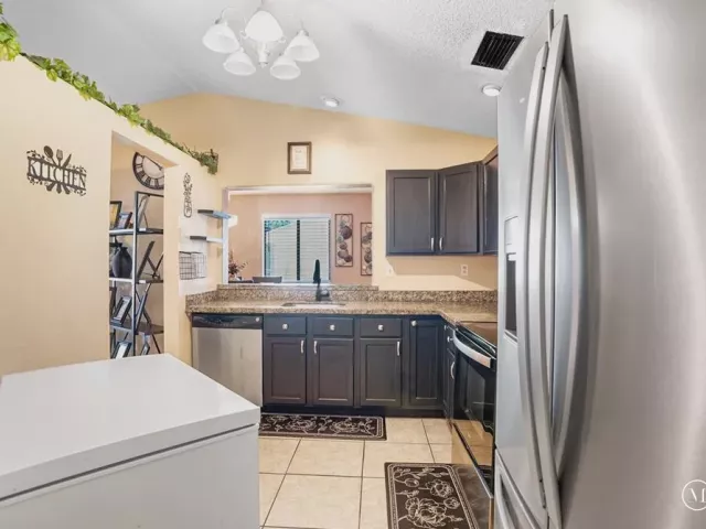 4-bedroom home for sale in Miami Gardens - 20239 NW 33rd Court - MondialRealty