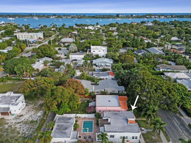 Home for rent at 435 35th Street - photo 6940768