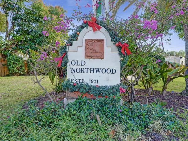 Home for rent at 435 35th Street - photo 6940769