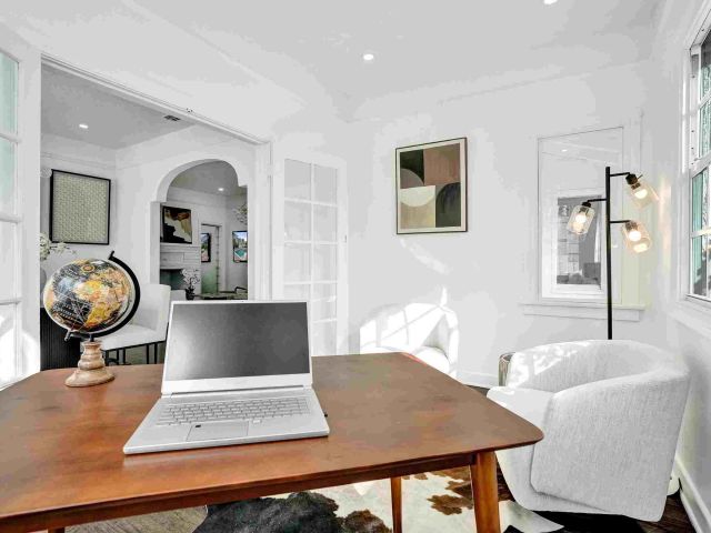 Home for rent at 435 35th Street - photo 6940782