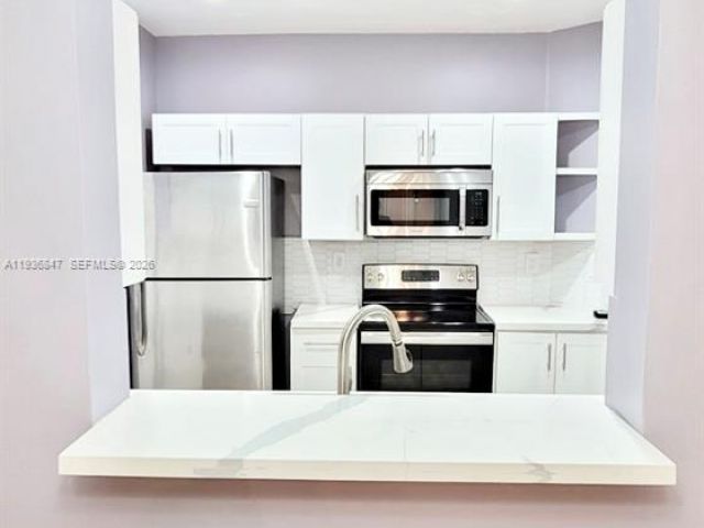 4-bedroom home for rent in Homestead - 1005 NE 42nd Pl - MondialRealty