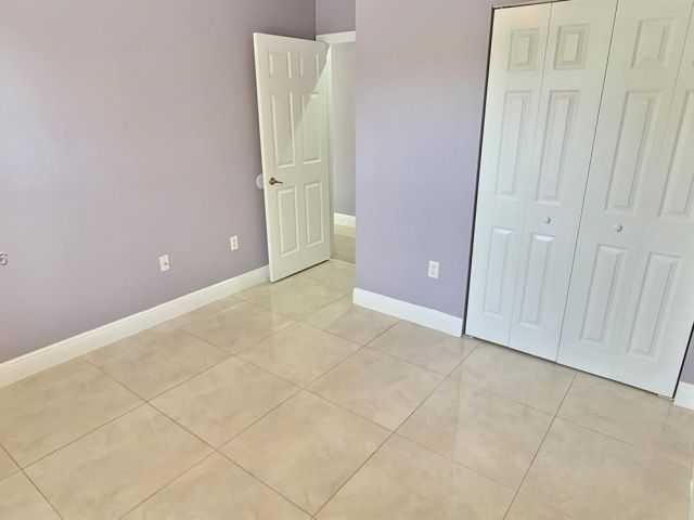 4-bedroom home for rent in Homestead - 1005 NE 42nd Pl - MondialRealty
