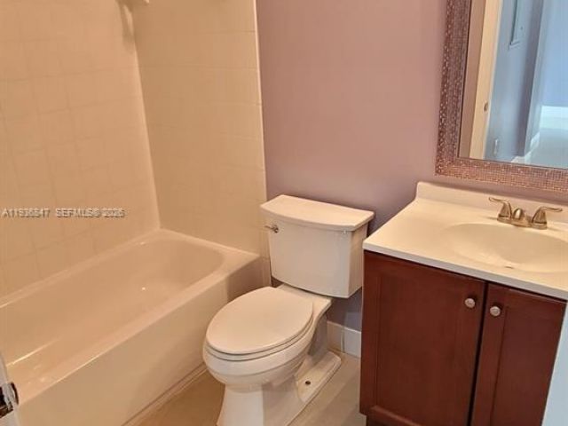 4-bedroom home for rent in Homestead - 1005 NE 42nd Pl - MondialRealty