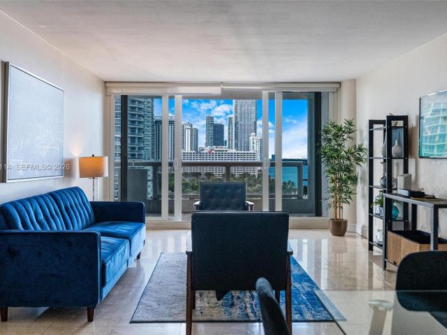 1-bedroom condo for sale in Miami - 1717 N Bayshore Dr A-1439 - MondialRealty