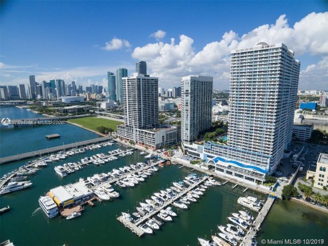 1-bedroom condo for sale in Miami - 1717 N Bayshore Dr A-1439 - MondialRealty