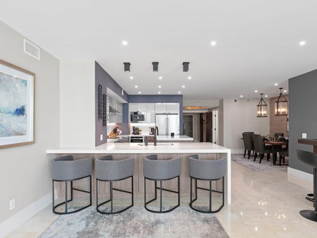 Apartment for sale  Unit #702 - photo 6941809