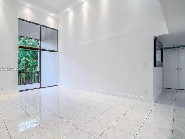 Home for sale at 20347 W Country Club Dr TH15 - photo 7528710