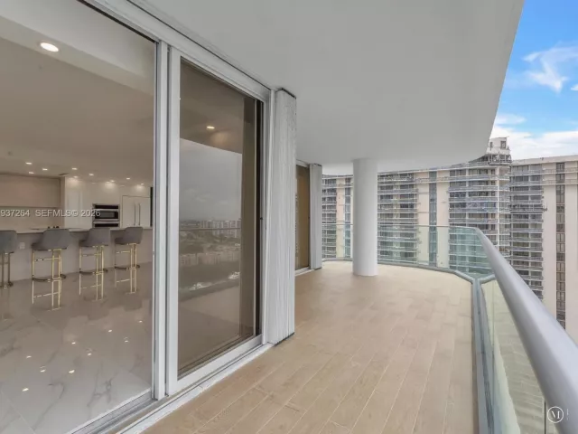 Apartment for sale  Unit #25D - photo 6942297