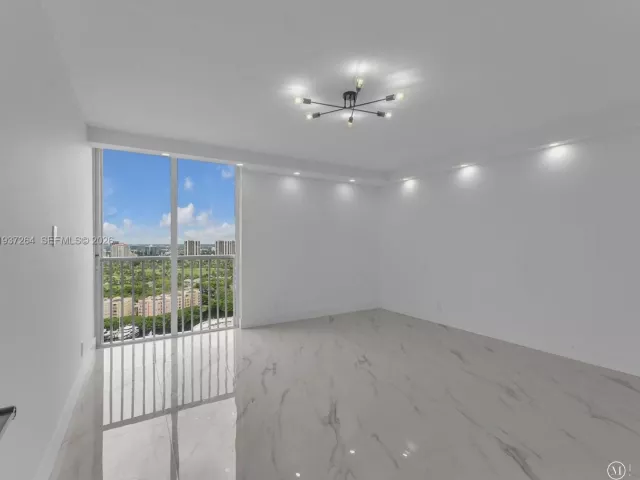 Apartment for sale  Unit #25D - photo 6942291