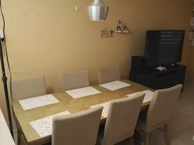 3-bedroom home for sale in Pembroke Pines - 20816 NW 2nd St - MondialRealty