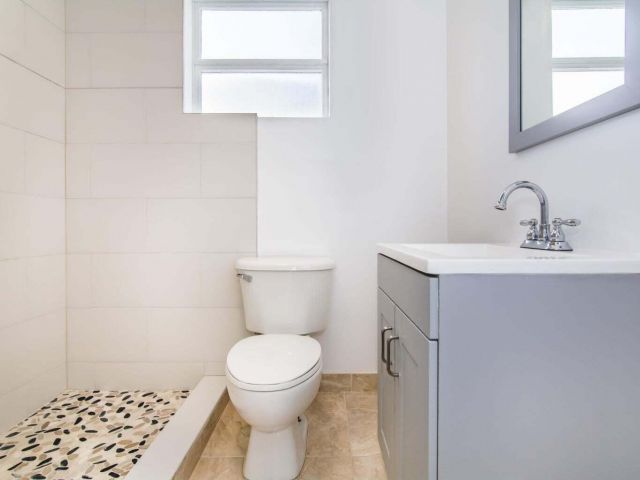 Home for rent at 815 6th Street - photo 6942368