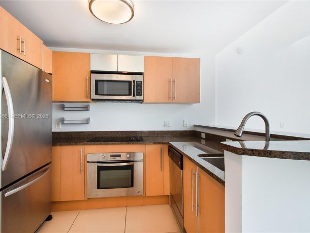 Apartment for rent  Unit #L-428 - photo 7437203