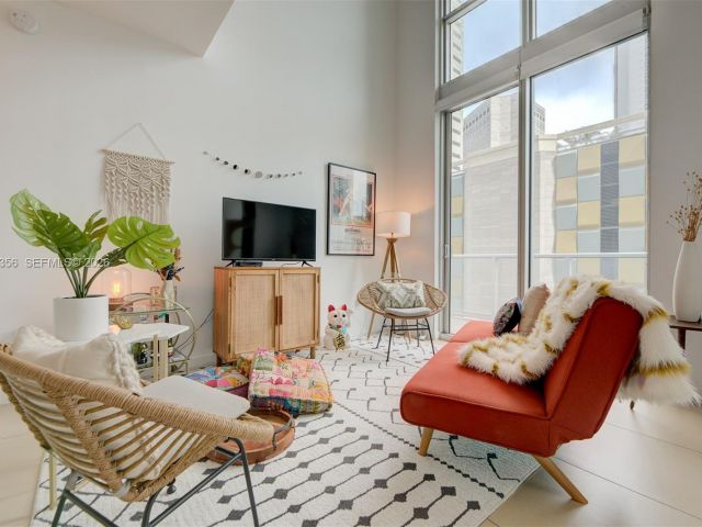 Apartment for rent  Unit #L-428 - photo 7437207