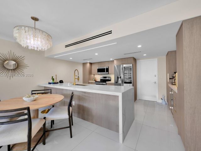 Apartment for sale  Unit #413 - photo 6955923