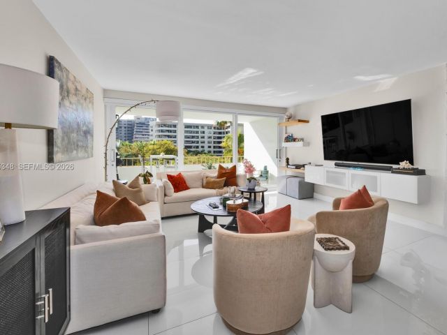 Apartment for sale  Unit #413 - photo 6955929