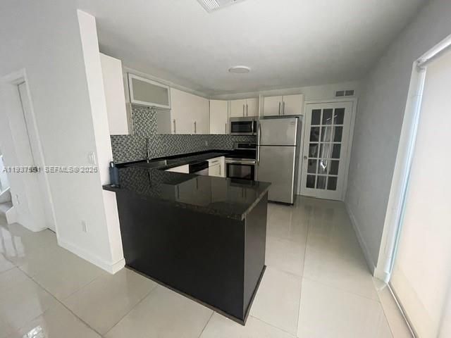 3-bedroom home for rent in Miami - 11490 SW 148 CT 0 - MondialRealty