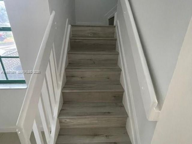 3-bedroom home for rent in Miami - 11490 SW 148 CT 0 - MondialRealty