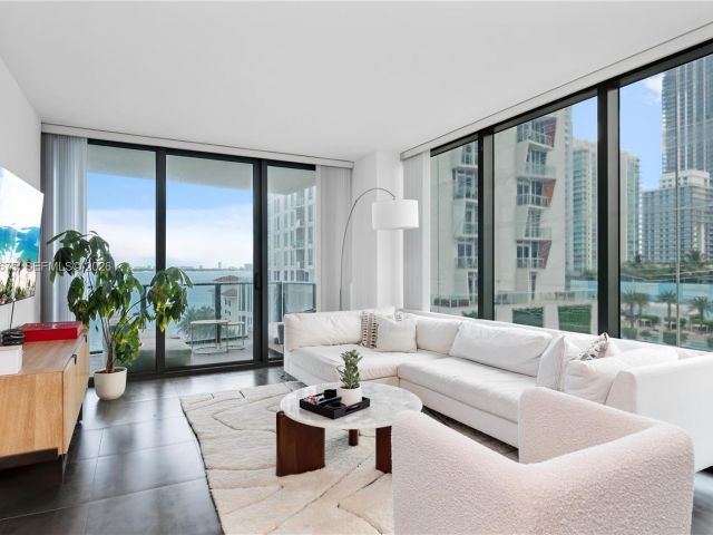 Apartment for sale  Unit #808 - photo 6956162