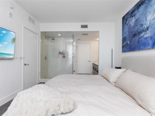 Apartment for sale  Unit #808 - photo 6956170