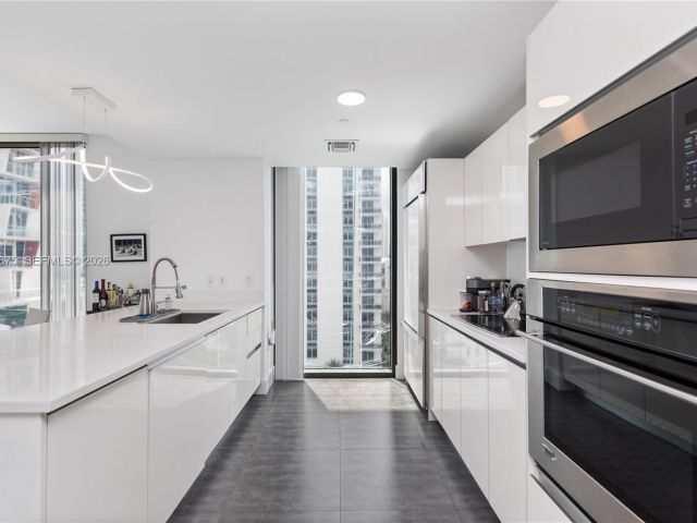 Apartment for sale  Unit #808 - photo 6956175