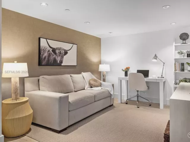 3-bedroom condo for rent in Miami Beach - 102 24th St 1207 - MondialRealty