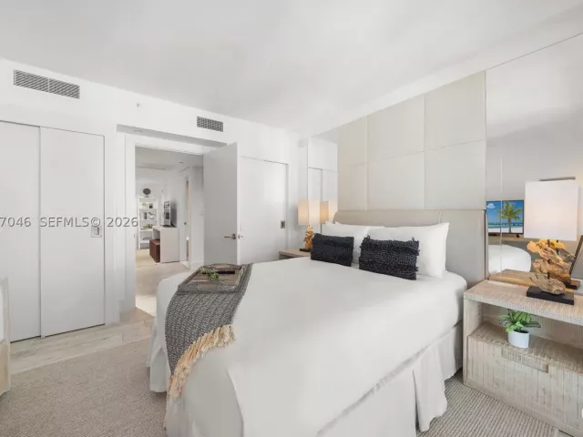 3-bedroom condo for rent in Miami Beach - 102 24th St 1207 - MondialRealty
