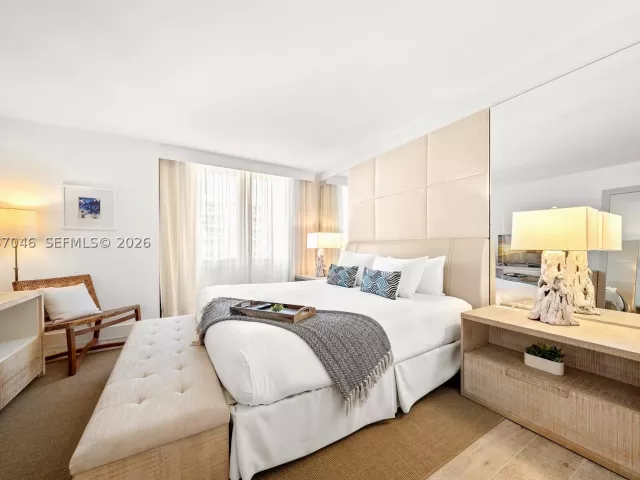 3-bedroom condo for rent in Miami Beach - 102 24th St 1207 - MondialRealty