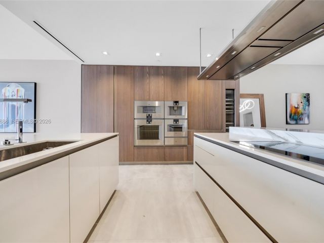 Apartment for sale  Unit #2502 - photo 6960477