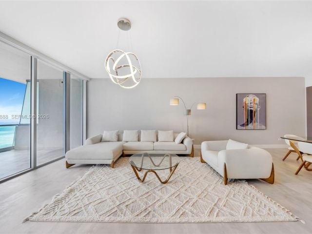 Apartment for sale  Unit #2502 - photo 6960484