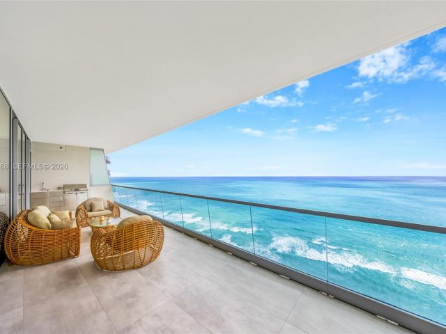 Apartment for sale  Unit #2502 - photo 6960487