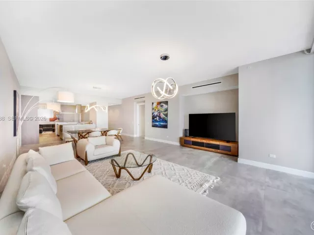 3-bedroom condo for sale in Sunny Isles Beach - 18501 Collins Ave 2502 - MondialRealty