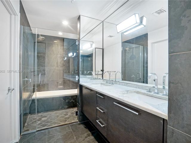 Apartment for sale  Unit #2910 - photo 6963264