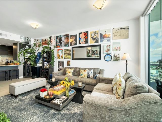 Apartment for sale  Unit #2910 - photo 6963269