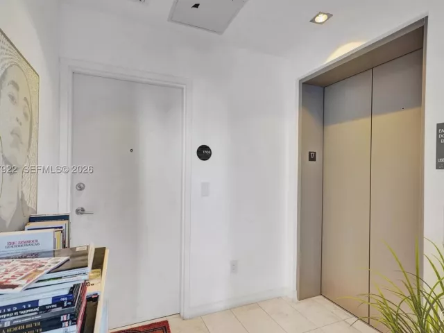 2-bedroom condo for sale in Miami - 480 NE 31st St 1705 - MondialRealty