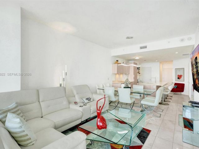 Apartment for sale  Unit #1705 - photo 6961250