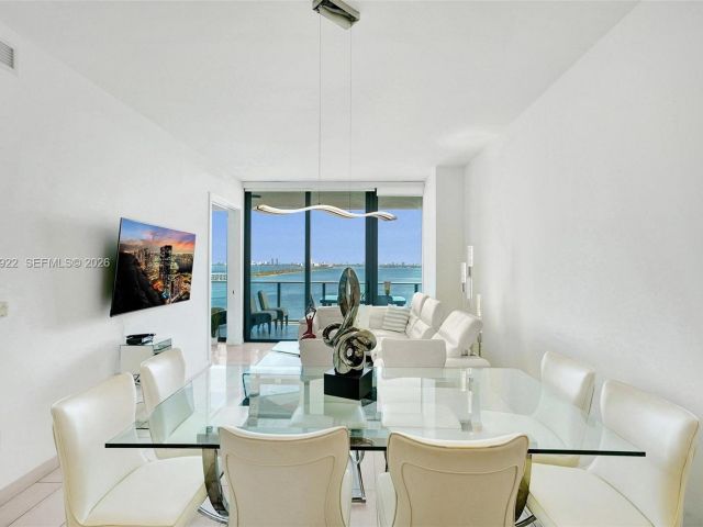 Apartment for sale  Unit #1705 - photo 6961252